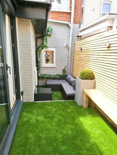 Cloud9 Guest House - By Coastline Retreats - 2 Bedroom Self Contained Garden Flat - Luxury Bath, Netflix, Superfast Wifi, Parking Included ボーンマス エクステリア 写真